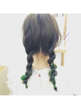 キー(kii) kiiヘンテコ系ヘアアレンジ