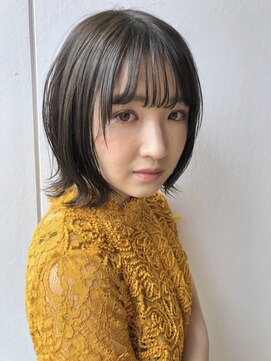 ルーチェ(Luce) 外ハネショートボブ