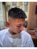 フェード・スキンフェードツーブロック刈り上げジェットモヒカン