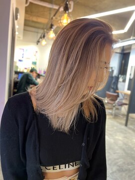 ジャンクス 千葉(junks) グレージュカラー/シルキーベージュ/艶髪ボブ[千葉/千葉中央]