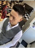 フェザーアップ/スキンフェード