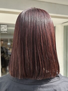 インビテーション(invitation) カシスレッド・レッドブラウン・切りっぱなしボブ