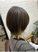 デザインカラー／レイヤーカット/ウエットヘア/オリーブベージュ