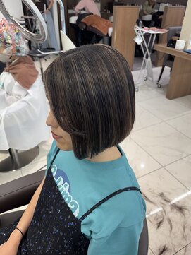 アッシュ 下北沢店(Ash) コントラストハイライトボブ