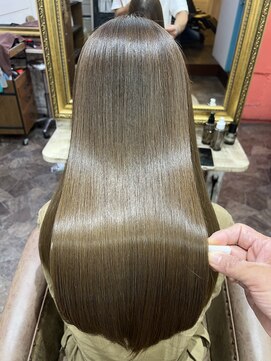 エヌトゥーナ 表参道(Ntuna) 髪質改善ウルトワトリートメント×オリーブベージュ