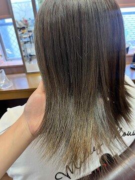 美容室 プラス ワン(PLUS ONE) オリーブベージュカラー