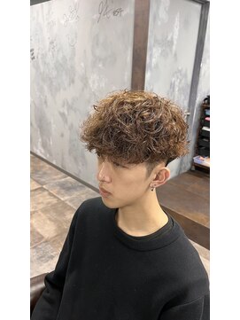 茶髪スペインカール