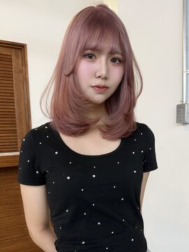 リヴ オオサカ(LIV OSAKA) ピンクベージュ/レイヤーカット/ケアブリーチ/トリプルカラー