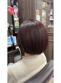 乾かすだけでまとまる大人ボブ