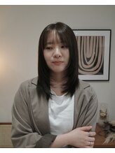 アン(awn)&nbsp;【レイヤー×アッシュベージュカラー】