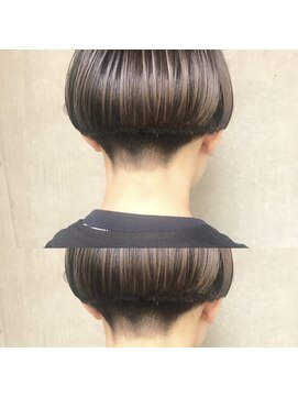 ビビト(bibito) bibito   小顔な刈り上げミニボブ アッシュハイライト