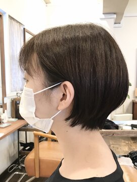 モク 神戸元町店(MOK) 小顔耳掛けクールショート