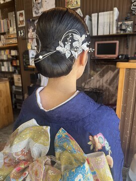 オーバーキャプテンネイキッド(OVER CAPTAIN NAKED) 成人式　シンプルアレンジ