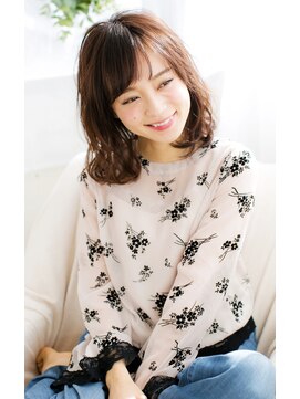 ウェリナ(welina) 大人っぽさの中にも可愛さを