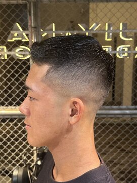 フジヤマ バーバー ショップ(FUJIYAMA BARBER SHOP) ミドルフェード