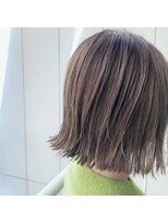 アンバイヘアー 蘇我店(and by hair)&nbsp;切りっぱなしハイトーンボブ