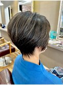 大人ショート細めハイライト白髪ぼかしくすみカラー40代50代
