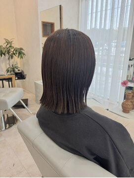 イルプロム 御厨店(illuprom.) 【illuprom.】切りっぱなしボブ