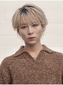 コンマヘア刈り上げセンターパートフェザーパーマツーブロック