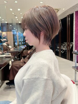 アース 栄店(HAIR&MAKE EARTH) earthショートレイヤーボブミルクティー丸みショートボブ
