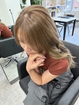 コンマ(,) 大人ガーリーに合わせカット