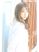 ワースホワイル(WORTH WHILE)&nbsp;大人ガーリーダークアッシュミディアムレイヤーカットブリーチ