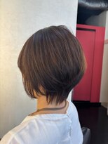 リバース(Reverse)&nbsp;20代30代40代50代ショートレイヤースタイル縮毛矯正C
