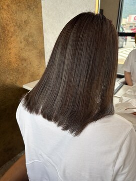 クイーンズゲート RITZ店(Queens's gate) 白髪ぼかしハイライト