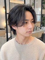 ローム(Rome)&nbsp;センターパートニュアンスパーマ毛流れショート束感ヘア