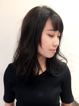 ロンド ブランシュ 錦糸町北口(Lond blanche) 【blanche 柴田彩香】 赤みのないツヤツヤ暗髪ミディ☆