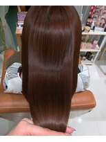 ビューティトリートメントサロン コンフォルタ(Beauty treatment salon ComfortA)&nbsp;ヒアルロン酸入りカラー+うるつやトリートメント