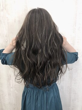 ラッズプラスエイチ(Lads+h) 【Lads+h 】大人可愛いグレージュハイライト