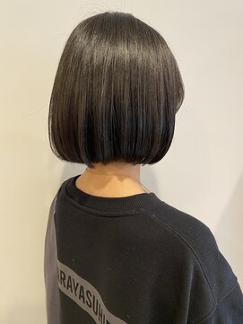 ルークサンゴーサン(LOOC/353) LOOC式ダメージレス縮毛矯正×Aラインボブ