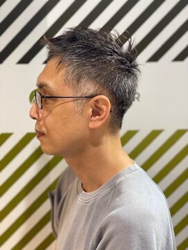 バーバーバー 四谷(BARBER-BAR) 大人の刈り上げスタイル