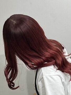 ユウル 横浜(juhl.) ダークレッドカラー赤髪ケアブリーチハイトーンニュアンスカラー