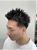 【スパイキーショートパーマ×テーパーフェード】