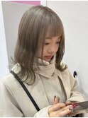 グレージュカラー