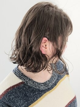 ヘアーアンドアイラッシュ ヨーク(Hair&eyelash york's)の写真/「もっと可愛く」「いつもキレイ」を叶える為髪質やクセを見極めたカットで、扱いやすさ抜群のスタイルに★