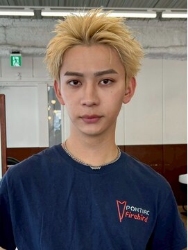 ポーチバイハニー オモテサンドウ(PORCH by HONEY omotesando) スパイキーショート/アップバング/ブロンド/抜きっぱなし2