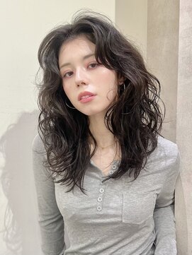 メゾンドイギー(MAISON de IGGY) 癖毛カットパーマ風スタイリング暗めカラー