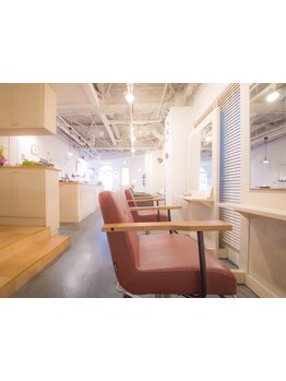 [北24条駅徒歩2分] 隅々までこだわりの詰まったサロンamitie。上質な空間・サービスでリラックス◇