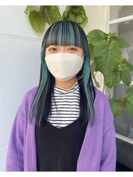 ポート 蕨(PORT) 爽やかなターコイズブルーが可愛い！【高岩美季】