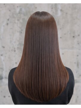 カットワークススリックバイフェローズ(CUT WORKS SLICK by fellows) ツヤが出るナチュラルブラウン×美髪ロング