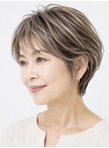 白髪ぼかしハイライト×大人美人ショート 