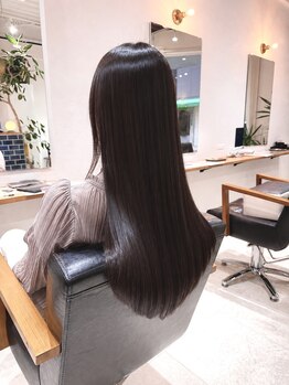 カイ(kai)の写真/髪質改善×ナチュラルストレート！縮毛矯正で叶える理想の髪★思わず触れたくなる艶髪に仕上がります◇