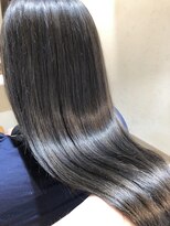 トゥーリ 筑紫野店(tuuli)&nbsp;tuuli筑紫野店 艶髪 美髪 / 八谷昌直