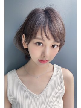 クーエフー(coo et fuu) 斜め前髪短めの耳かけショートボブ♪小顔