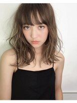 ラル 立川(lar)&nbsp;フレンチベージュ_オリーブベージュレイヤーカットウェットヘア