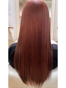 ミエル ヘア 新宿(miel hair) 〈mielhair新宿〉美髪　艶髪　髪質改善ULTOWA　ピンク