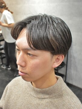 バーバーハウス ラヴィ(Barber House Lavie) センターパート